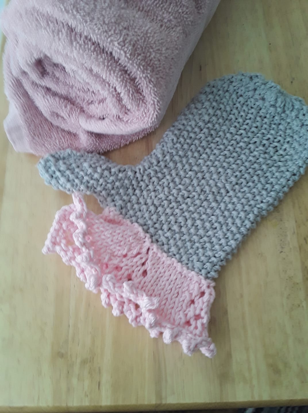 free-knit-bath-mitt-pattern-knit-shower-mitt-craft-with-meemaw